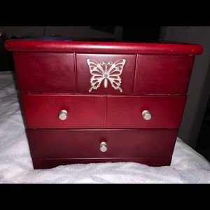 Jewelry box